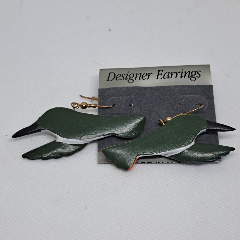 80's Handmade Handpainted Flying Hummingbird Dangle pierced earrings - Picture 6 of 8
